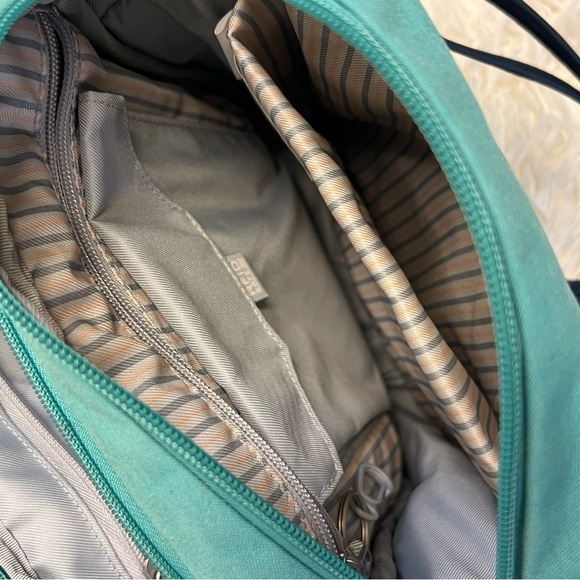 PacSafe Crossbody City Safe LS150 Series Turquoise Navy Adjustable Strap Preown - Picture 8 of 14